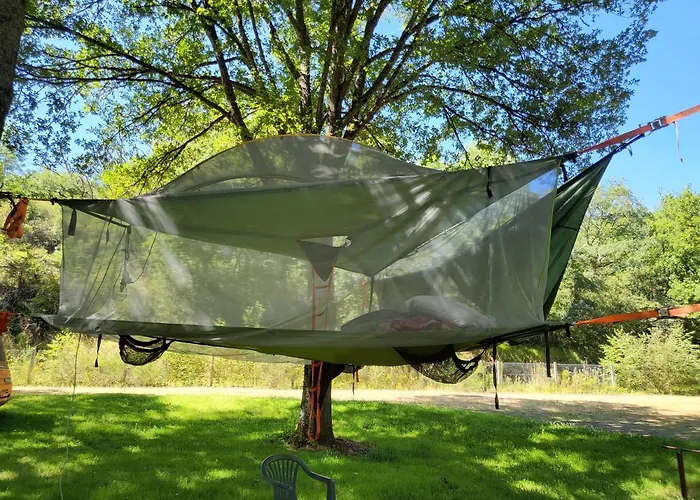 L'alternatif Кемпинг Huriel